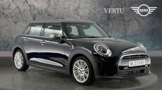 MINI Hatchback 1.5 Cooper Exclusive Premium 5dr Auto Petrol Hatchback